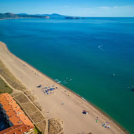 Kamp alanı Rent-a-tent Interpals Eco Isla Roja