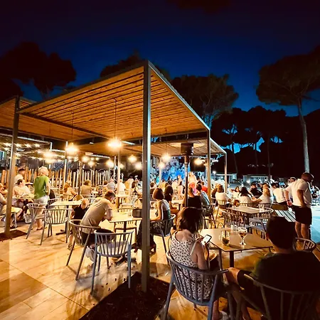 Rent-a-tent Interpals Eco Kamp alanı *